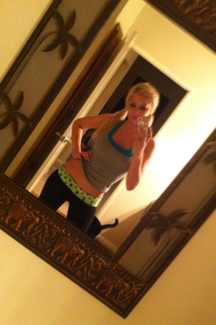 Riley Steele, Selfpic, Selfshot, Selfie, Mirror, Gym