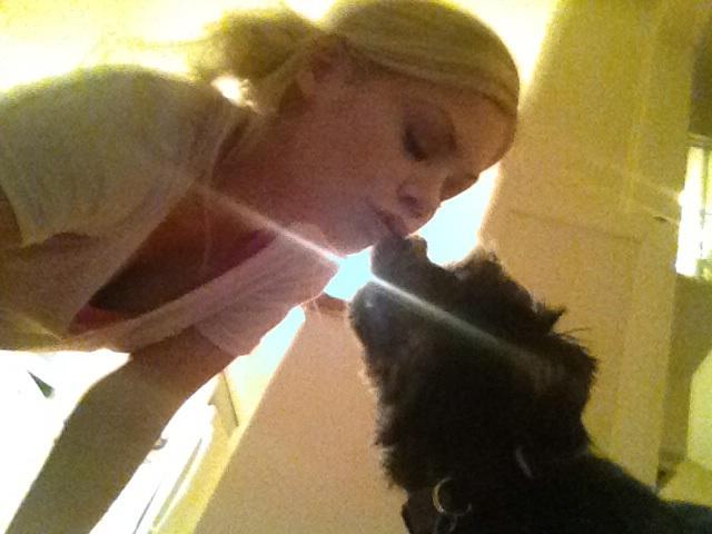 Riley Steele, Selfpic, Selfshot, Selfie, Kisses, Dog, Loui, Mrblack Hate