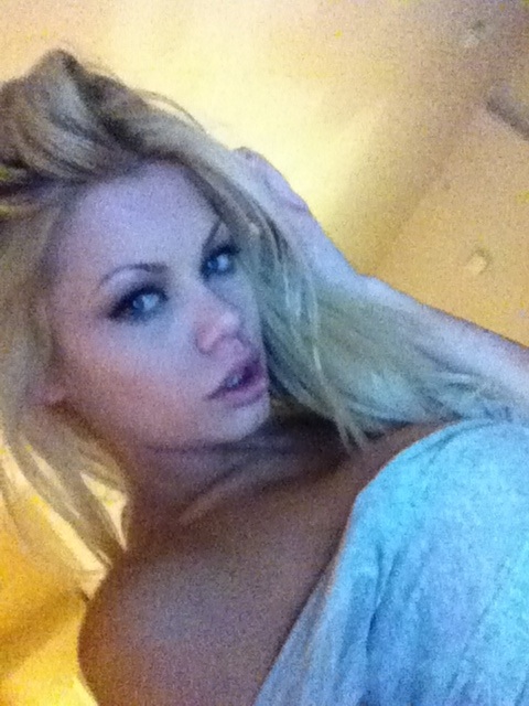 Riley Steele, Selfpic, Selfshot, Selfie, Badgirl, Hot