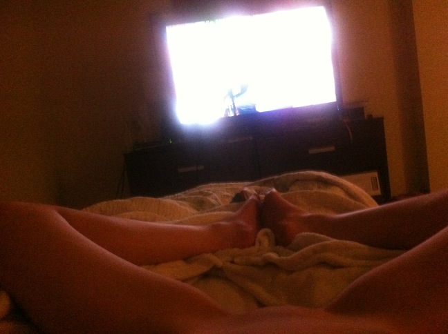Riley Steele, Selfpic, Selfshot, Selfie, Legs, Home, Bed, Horny, Sexy, Pussy, Tv, Vagina, Foots
