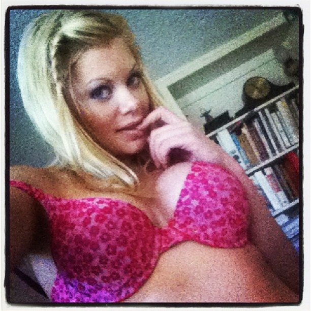 Riley Steele, Selfpic, Selfshot, Selfie, Eyes, Home, Mirror, Horny, Sexy, Seductive