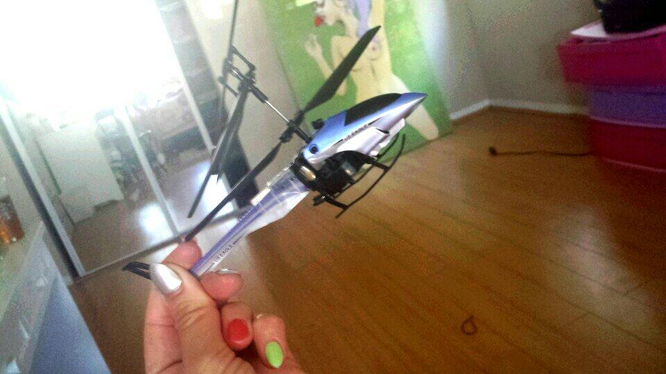Riley Steele, Selfpic, Selfshot, Selfie, Home, Day, Hand, Fingers, Games, Helicopter